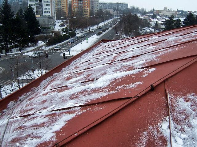 Why is it necessary to remove icicles?